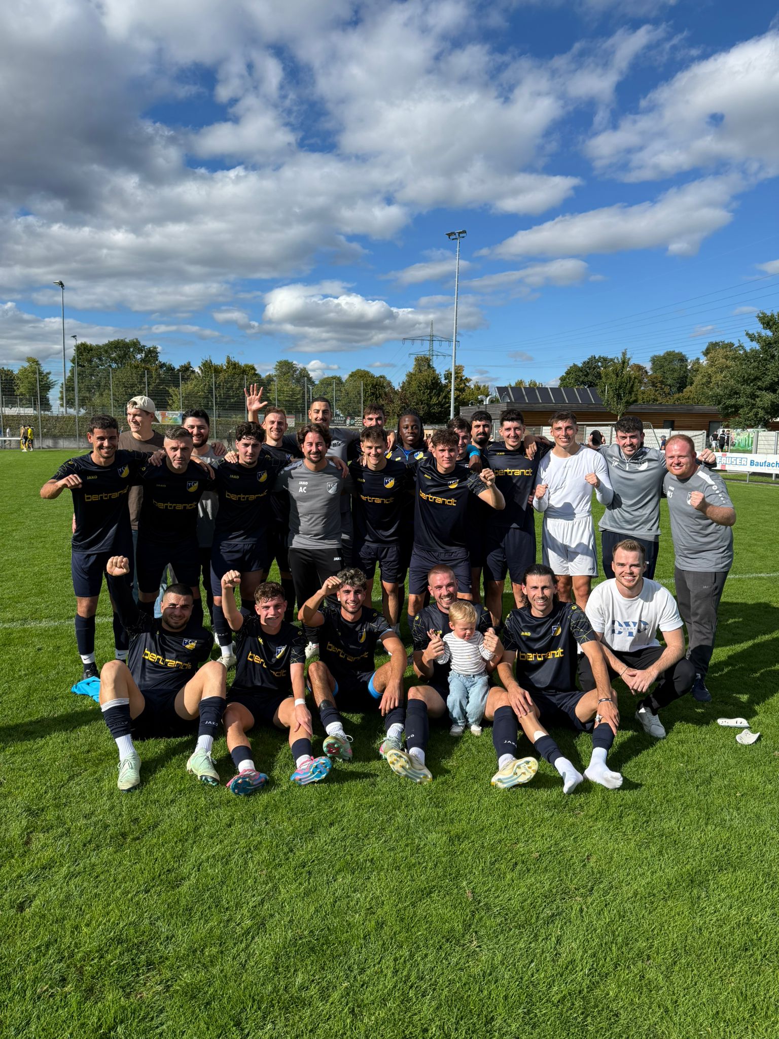 Mehr über den Artikel erfahren Hoher Auswärtserfolg