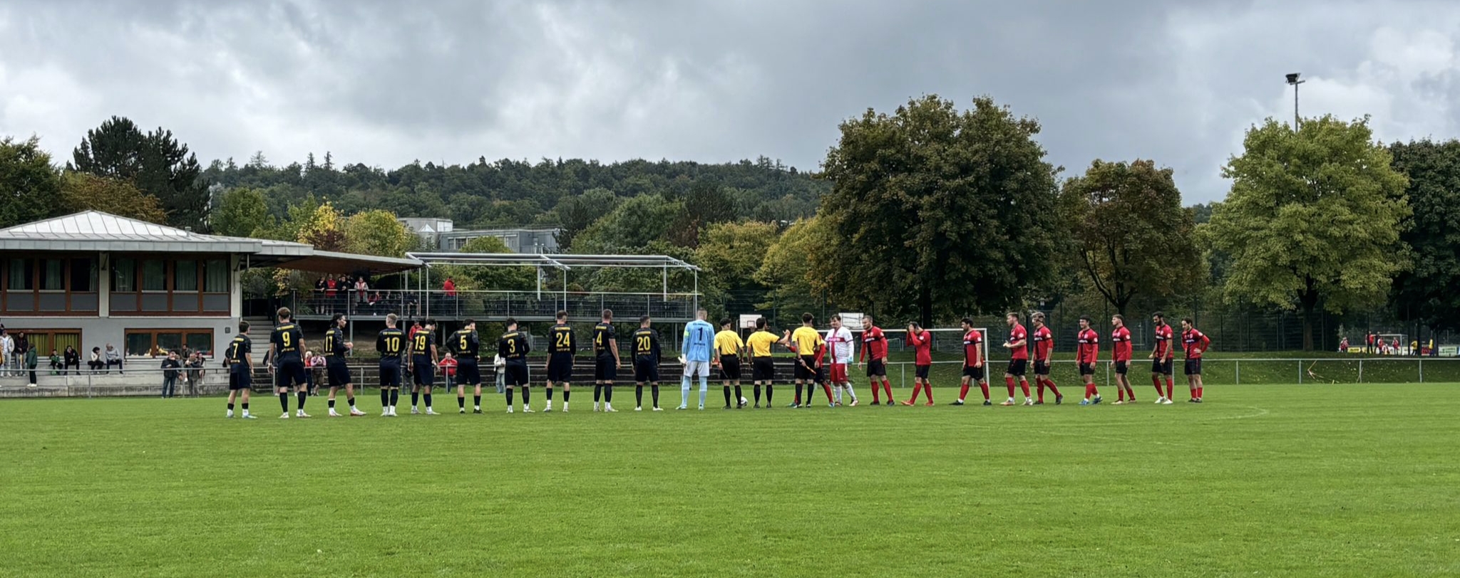 Mehr über den Artikel erfahren Lange eng – am Ende deutlich