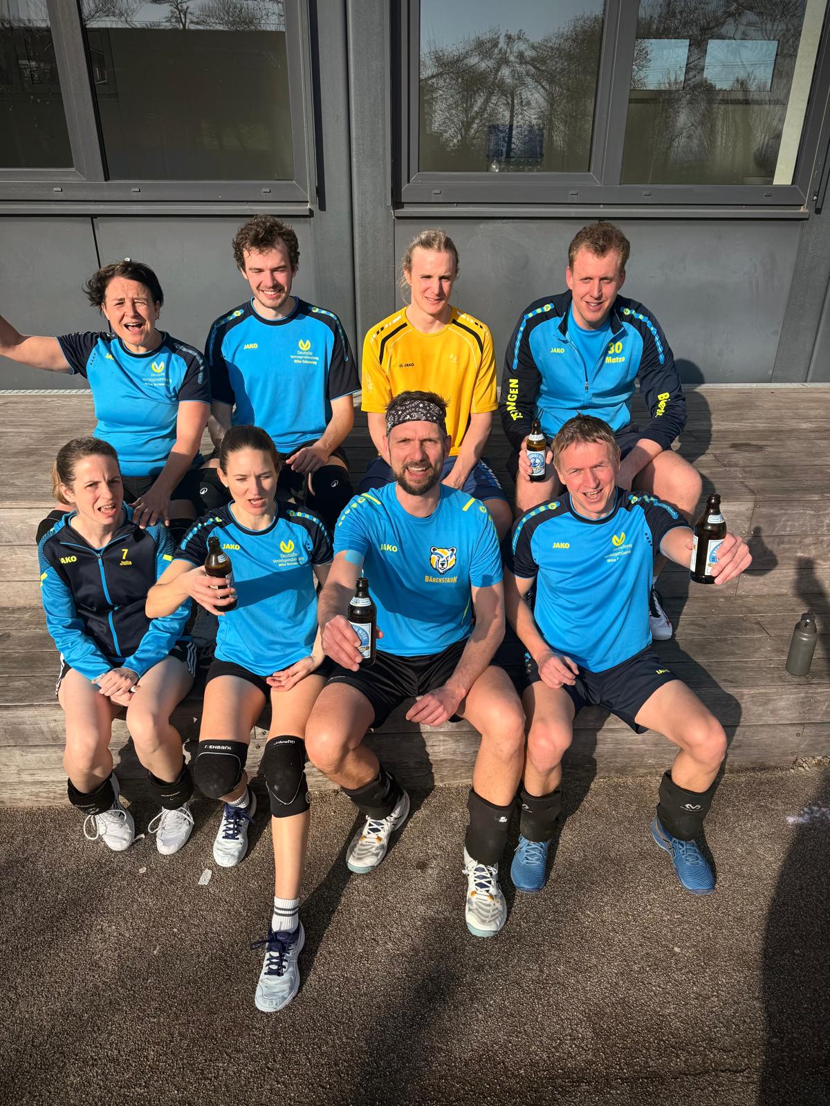 Mehr über den Artikel erfahren Volleyballer vom TSV Ehningen „Bärenstark 1