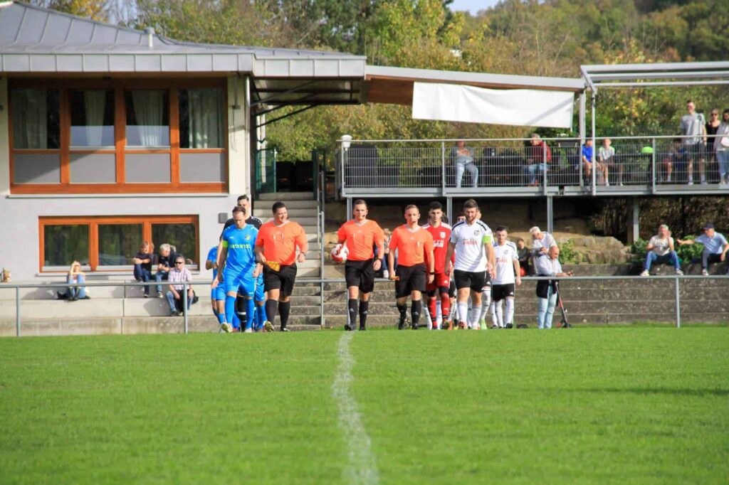 received_3318353485044935